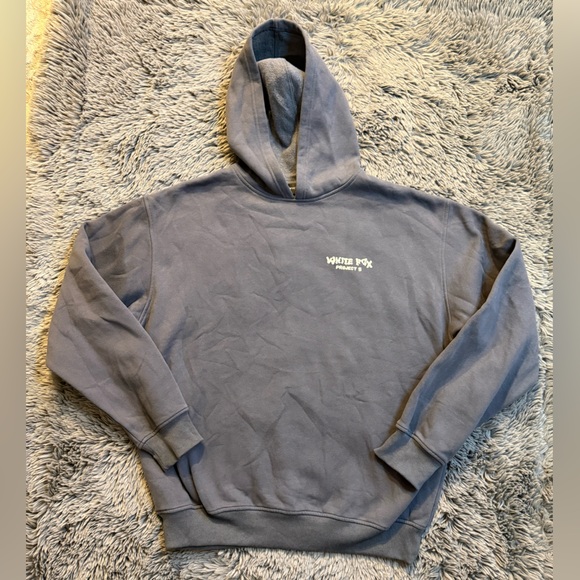White Fox Project 5 Oversized Hoodie Size L/XL - Picture 2 of 8